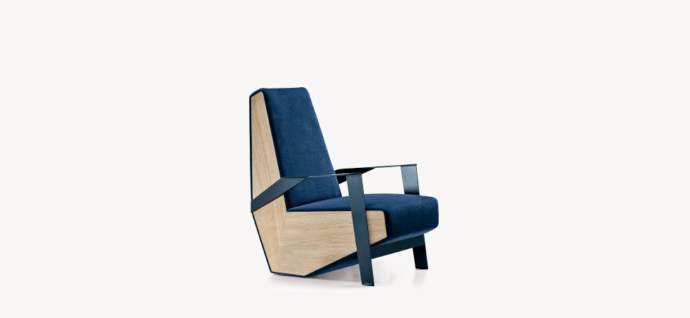 Silver Lake by Moroso in plush Italian upholstery, front view in a Royal Oak Michigan showroom