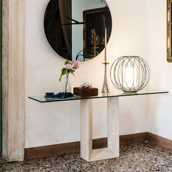 “DIAPASON by Cattelan Italia – elegant Italian dining table with sculptural marble base and sleek glass top”