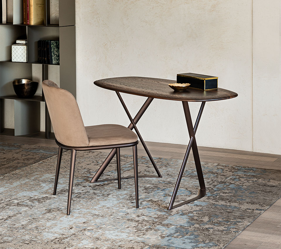 “TAHITI by Cattelan Italia – elegant modern dining chair with sleek metal frame and upholstered seat”