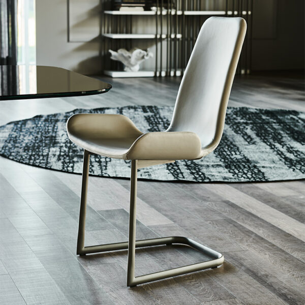 Cattelan Italia FLAMINGO Cantilever – elegant modern chair with armless design and ergonomic comfort