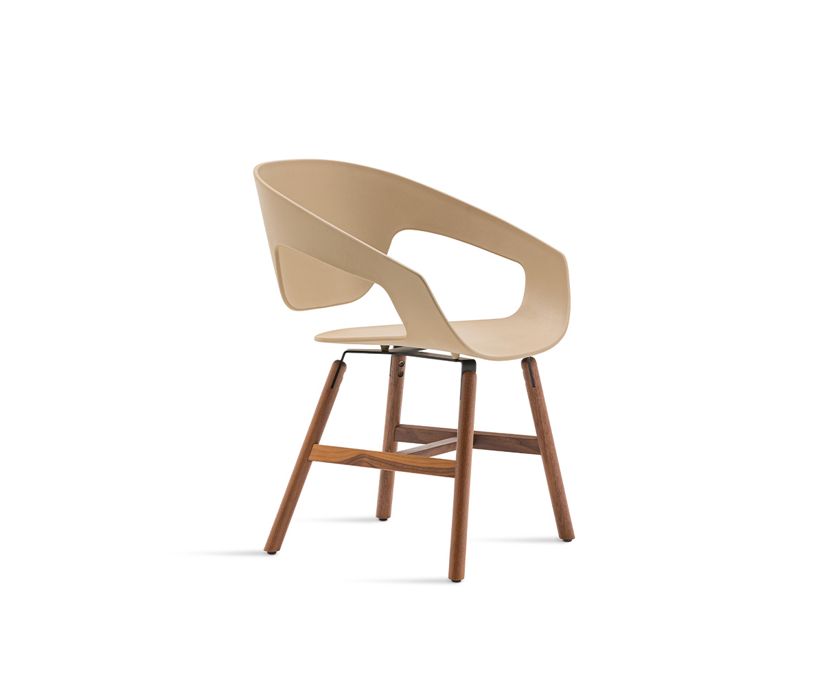 Vad Wood Polypropylene Chair by Casamania featuring a reinforced polypropylene shell and solid oak or walnut legs, designed by Luca Nichetto.