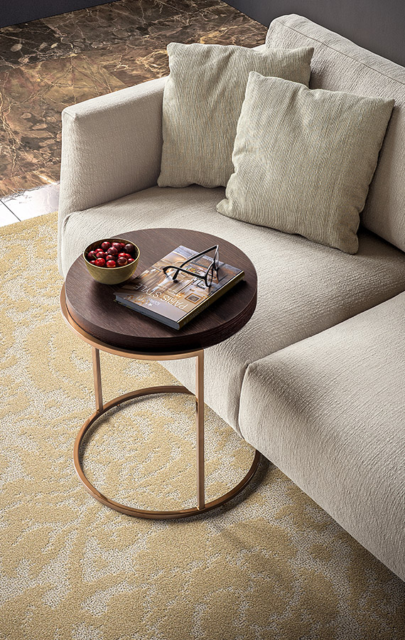 “Servogiro by Pianca – modern Italian round side table with elegant base and minimalist design”