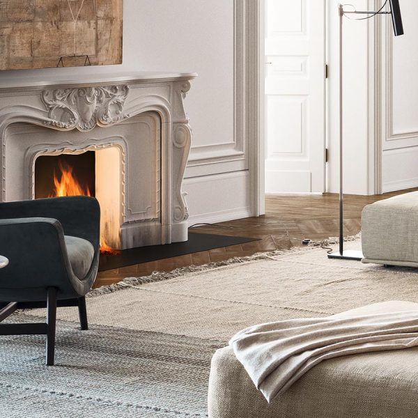 “Laurie by Pianca modern Italian armchair – elegant design with plush upholstery and curved silhouette”