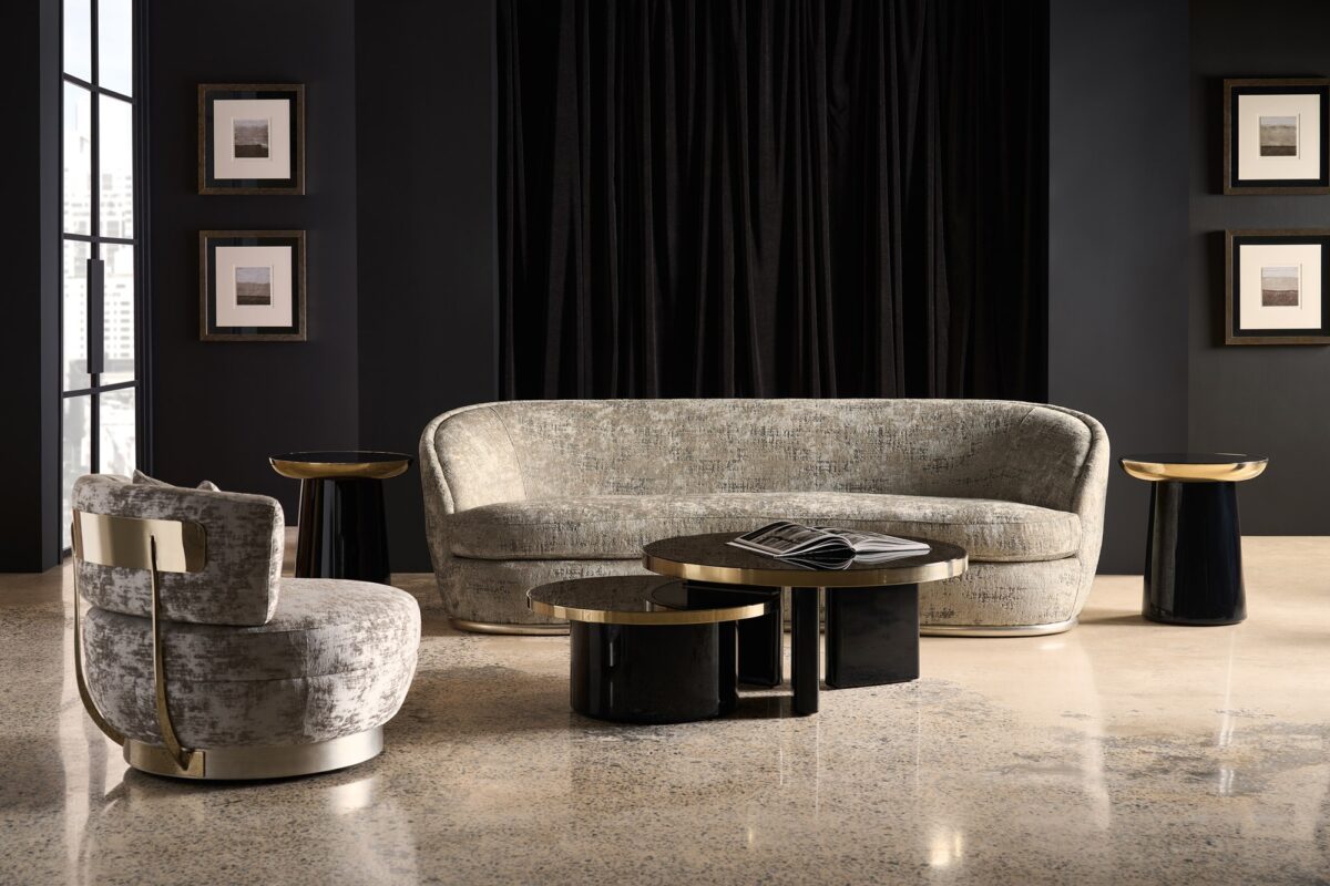 Contemporary Umbra Side Table in Piano Black finish