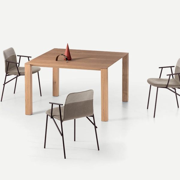 “Refined wood coffee table – Pianca Woody collection with clean lines and artisanal craftsmanship”
