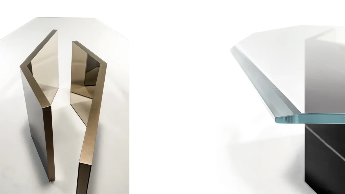 Cubitum 72 by Reflex featured in Troy Michigan showroom, modern Italian luxury furniture design.