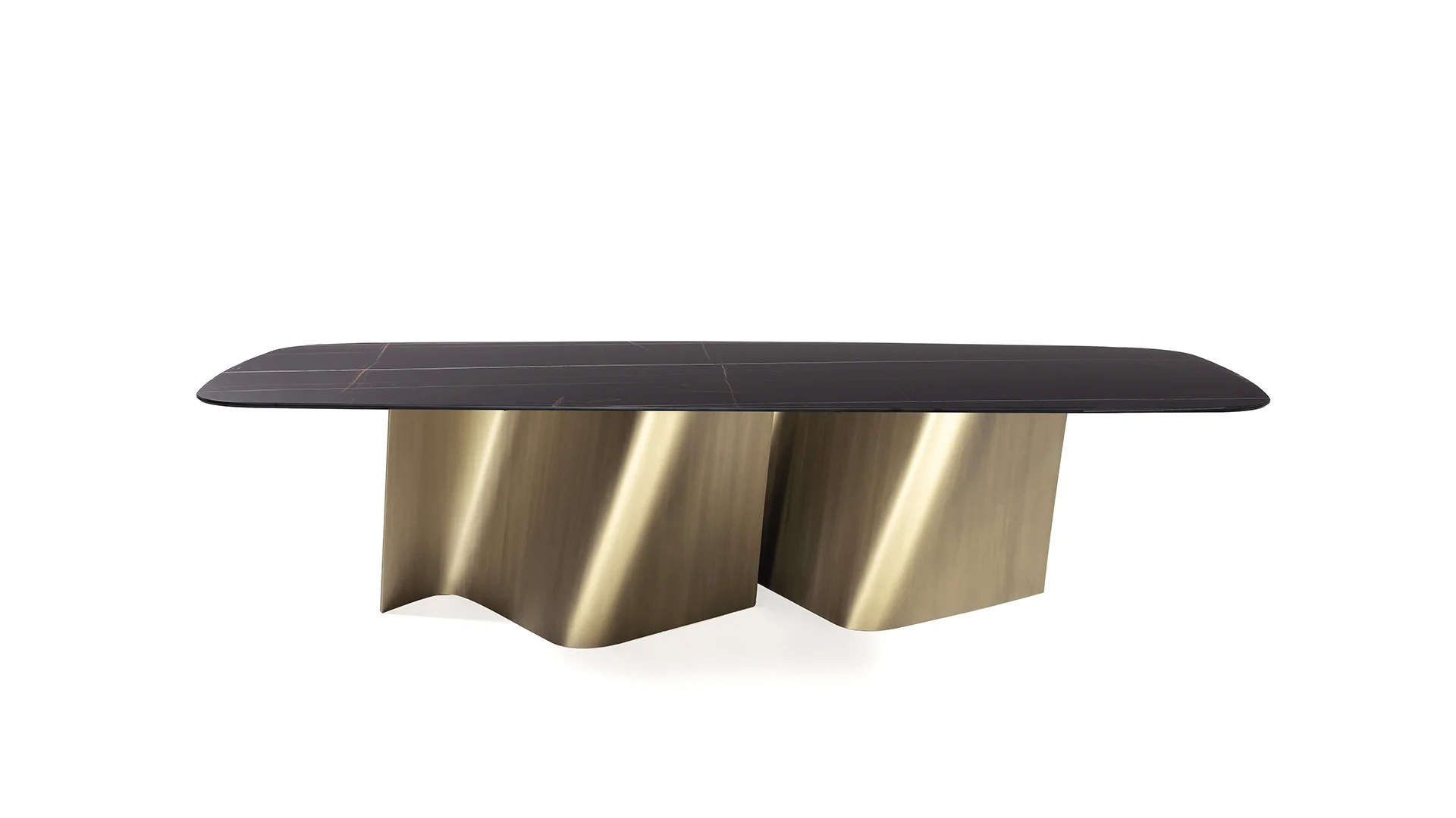 Esse 72 by Reflex featured in Birmingham Michigan showroom, modern Italian luxury furniture design.