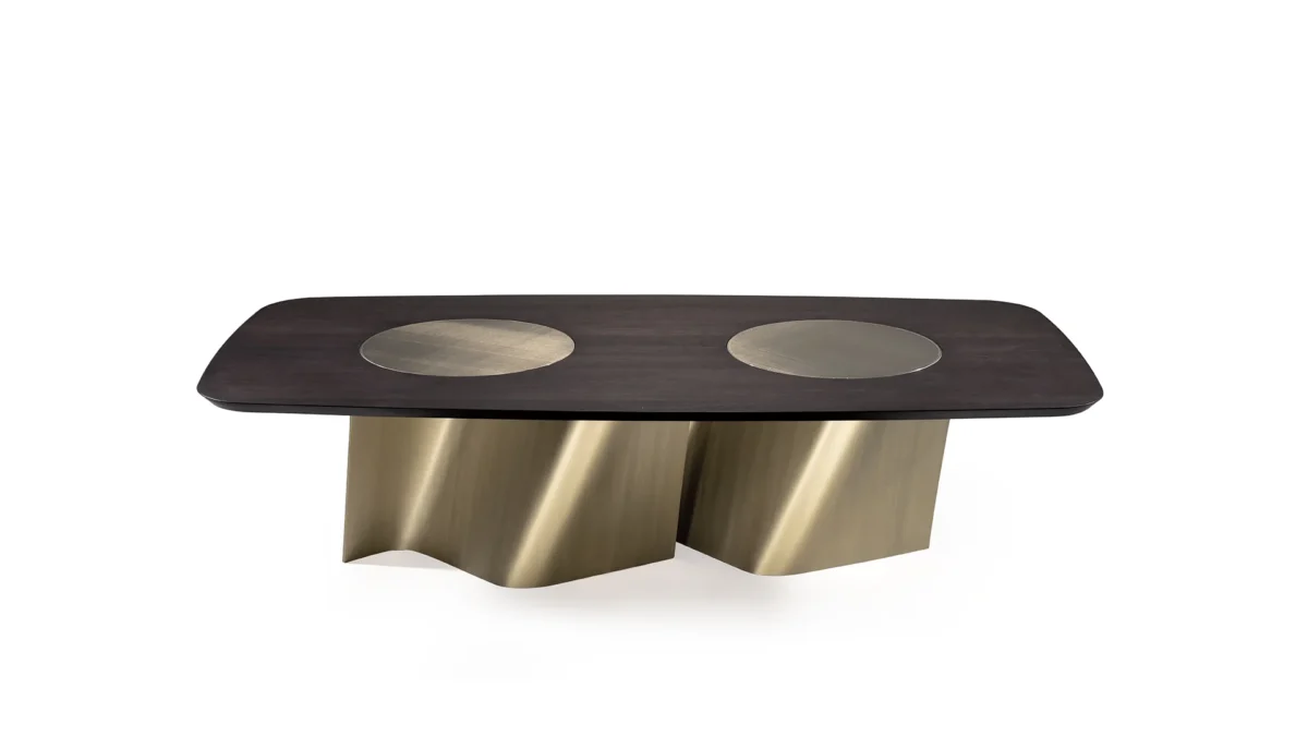 Esse 72 by Reflex featured in Birmingham Michigan showroom, modern Italian luxury furniture design.