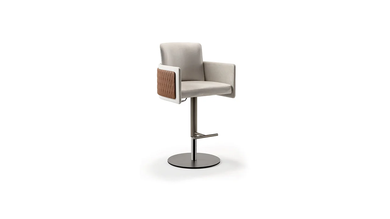 Amet Stool by Reflex showcased in Troy Michigan showroom, modern Italian luxury seating design.