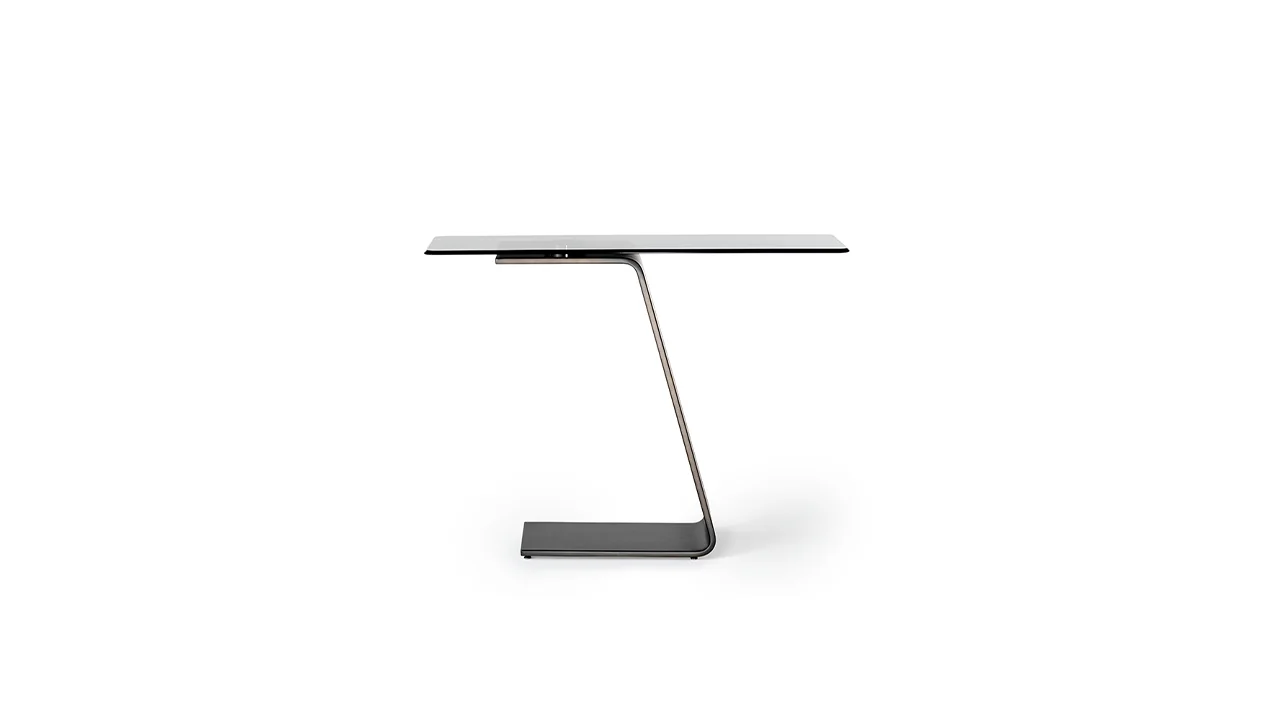 Oh Console Reflex modern Italian console table with sleek lacquered finish tailored for luxury entryways in Royal Oak Michigan