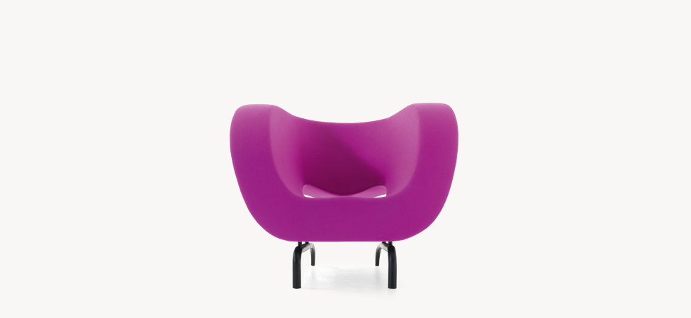 Victoria and Albert by Moroso in sculptural Italian leather upholstery, front view in a Royal Oak Michigan showroom