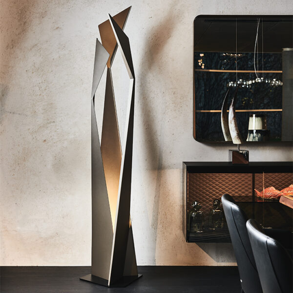 “THRILLER by Cattelan Italia – modern Italian floor sculpture with angular metal structure and dynamic geometric design”