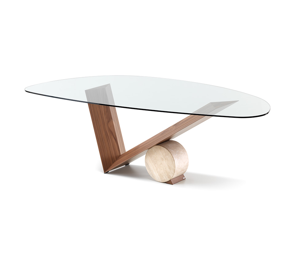 “VALENTINO by Cattelan Italia – luxury dining table with sculptural V-shaped base and elegant wood or ceramic top”