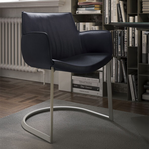 Luxury RHONDA Cantilever chair by Cattelan Italia – Italian lounge seating with cantilever structure and elegant curves