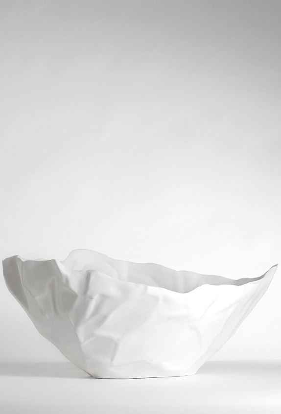 Proxima Vase by Kose Milano in matte clay finish, showcasing minimalist Italian design. Available at Italcasa Design, Royal Oak, Michigan.
