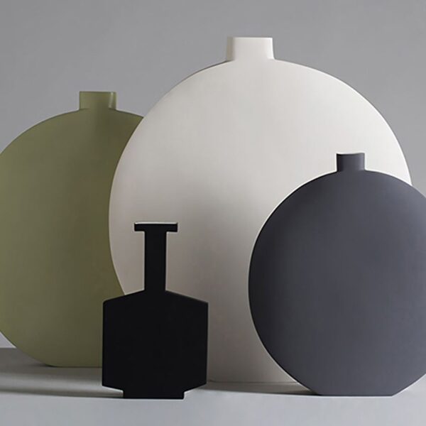LUNA 65 vase by Kose Milano in matte clay, showcasing minimalist Italian design. Available at Italcasa Design, Royal Oak, Michigan.
