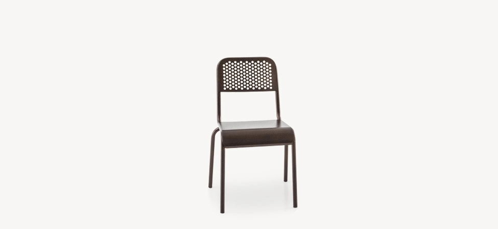 Nizza by Moroso in contemporary Italian upholstery, front view in a Royal Oak Michigan showroom