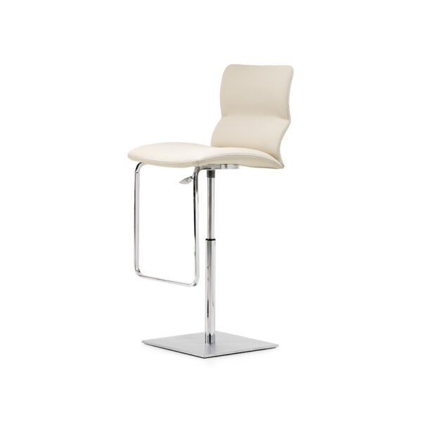 “VICTOR by Cattelan Italia – modern Italian dining chair with upholstered seat and sleek wooden legs”