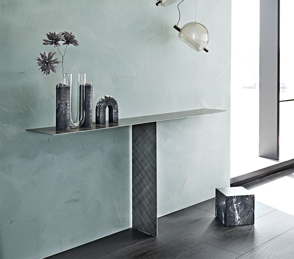 “TEE by Cattelan Italia – modern designer side table with minimalist steel structure and sleek round top”