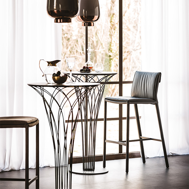 “ISABEL by Cattelan Italia – elegant Italian furniture with refined stitching and modern structure”