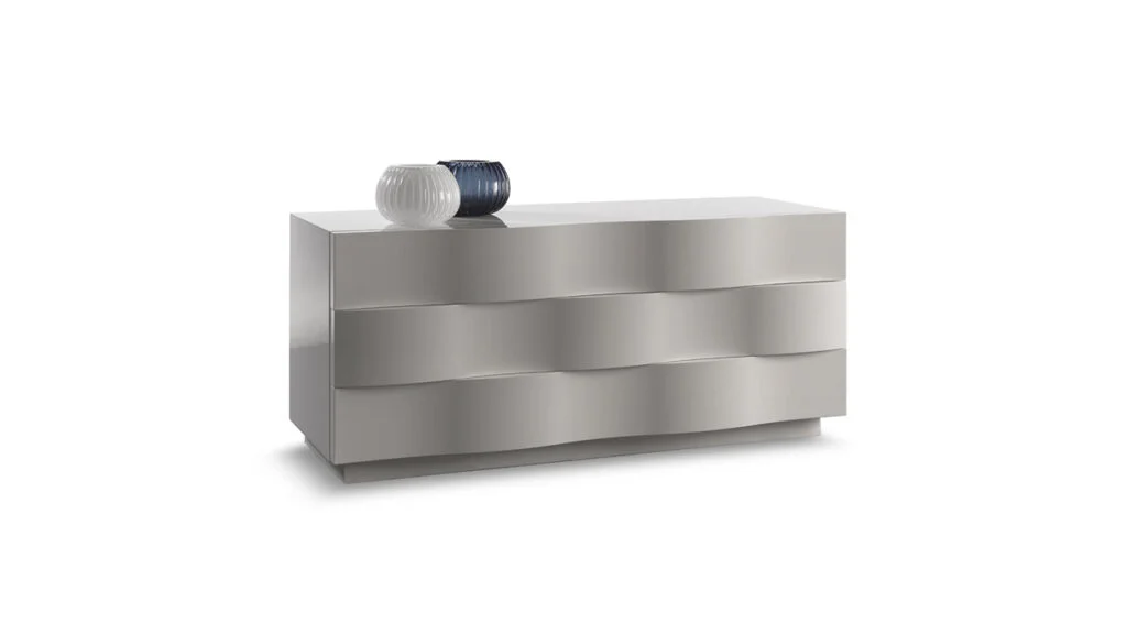 Italian WAVE COMÒ by Reflex – contemporary chest with unique wave pattern