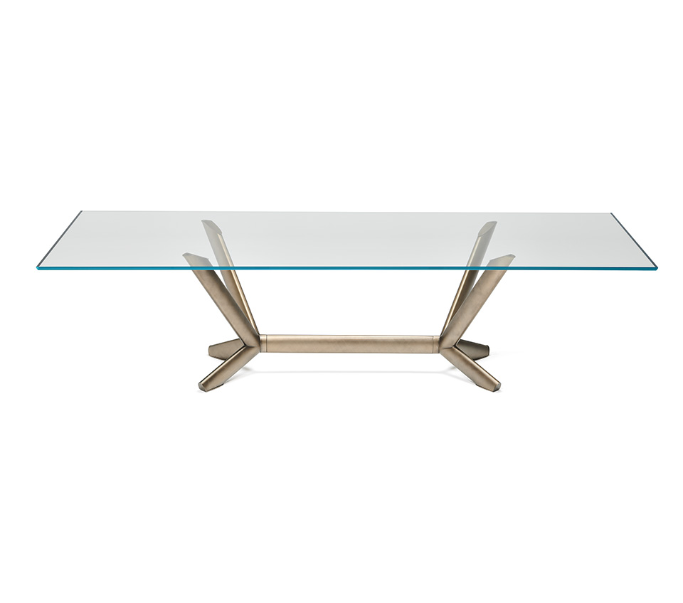“PLANER by Cattelan Italia – modern dining table with sleek top and sculptural steel base in a bold architectural design”