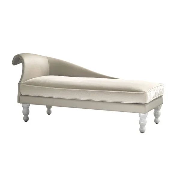 Casanova Triclinium by Reflex – Luxurious modern seating for upscale spaces in Royal Oak, Michigan.