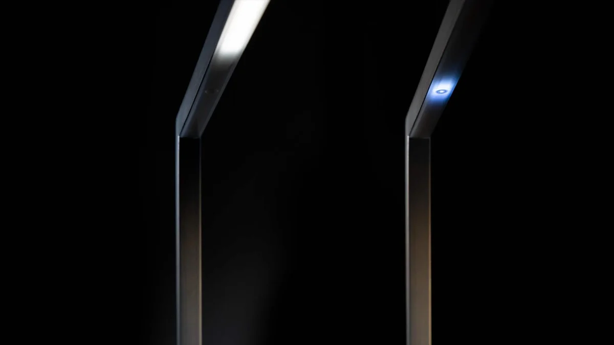 Italian Essential Arm by Reflex for luxury interiors