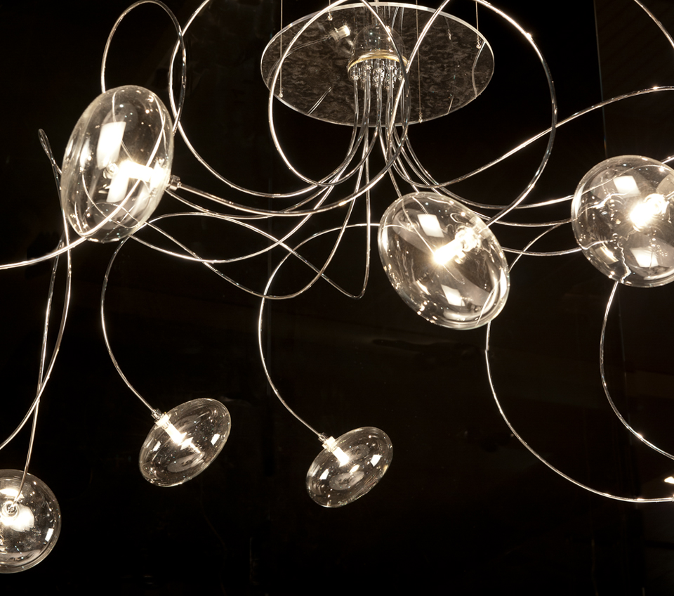 “OKTOPUS by Cattelan Italia – modern Italian pendant light with branching glass spheres and sculptural metal arms”