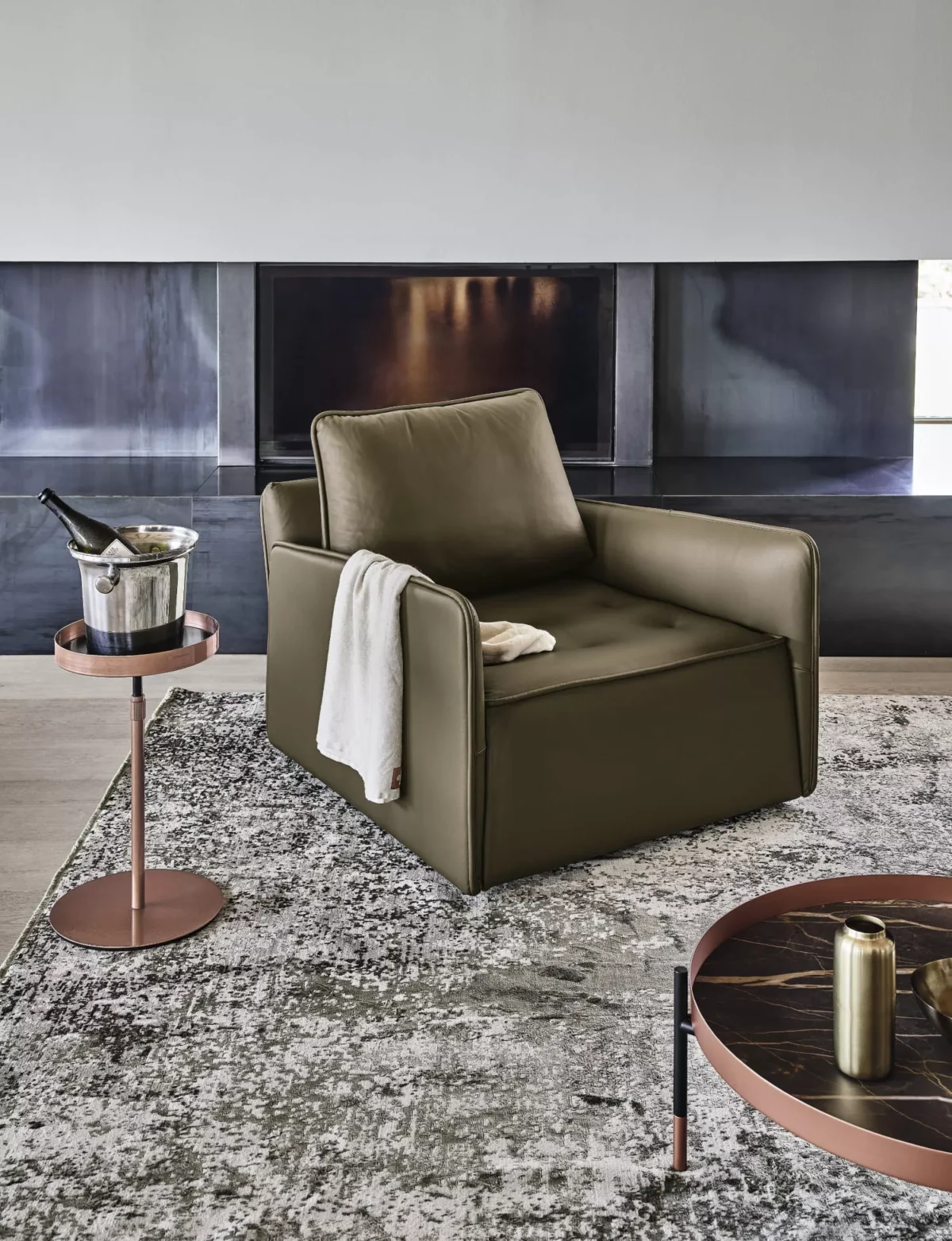 “Lift by Bontempi modern Italian extendable dining table in Royal Oak, Michigan showroom”