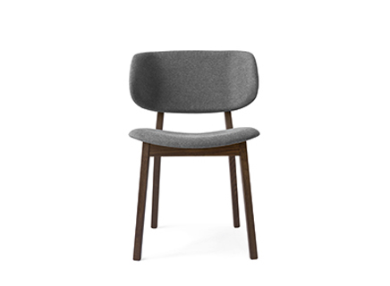 Elegant CLAIRE chair by Calligaris with sleek modern design and cushioned seat.