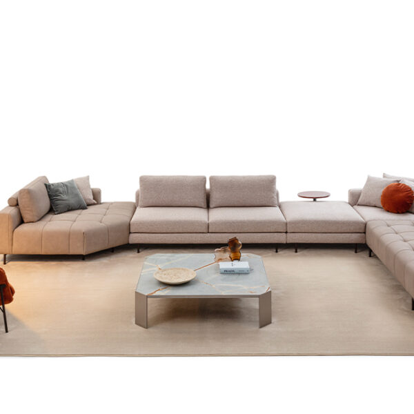 Cortina Plain modern sofa with clean lines by Nicoline