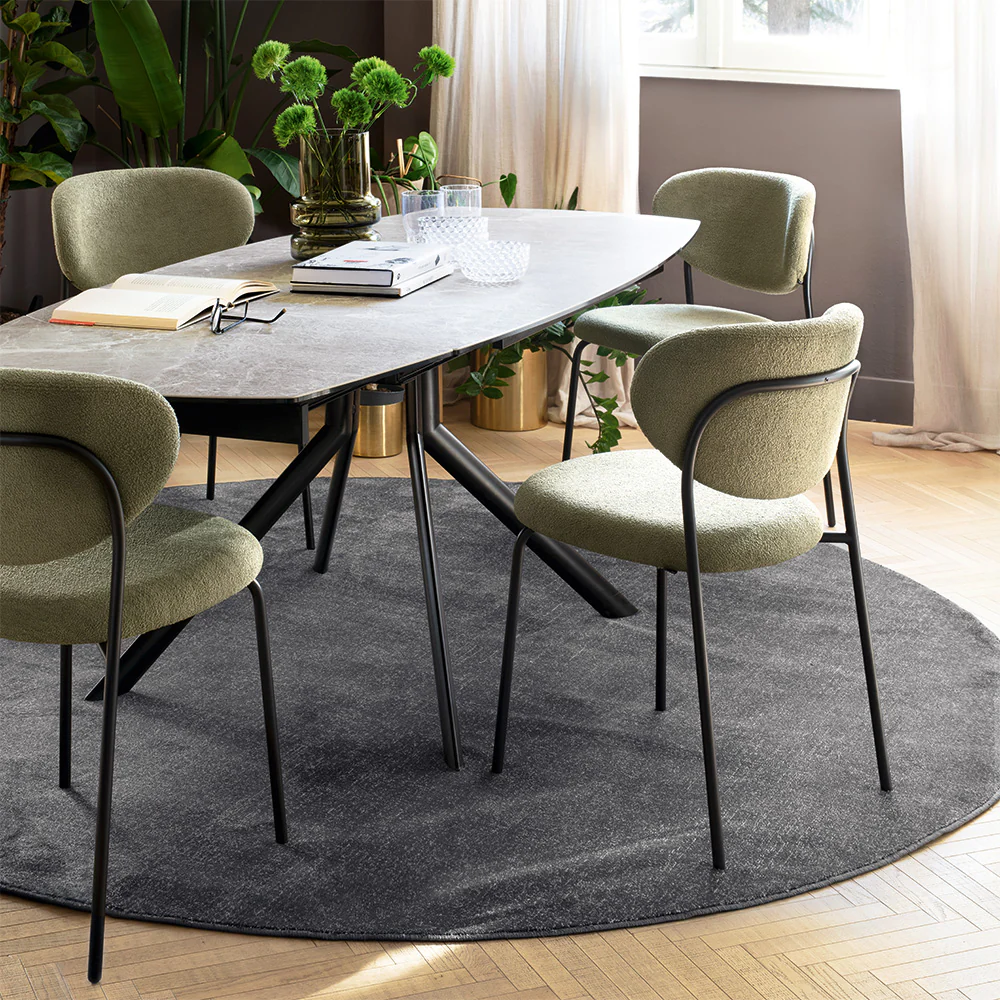 “GIOVE PLUS by Connubia modern Italian extendable table – round top with metal base and contemporary design”