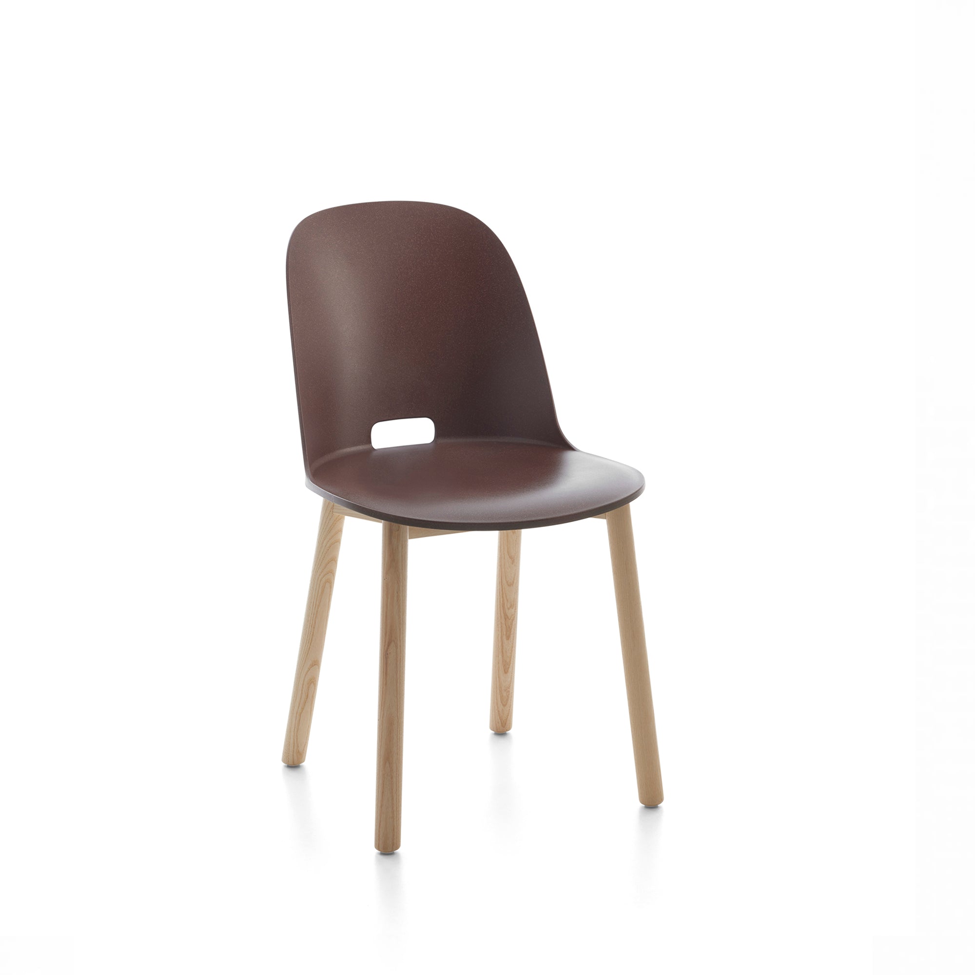Alfi Chair by Jasper Morrison – Modern design chair with an aluminum frame by Emeco.