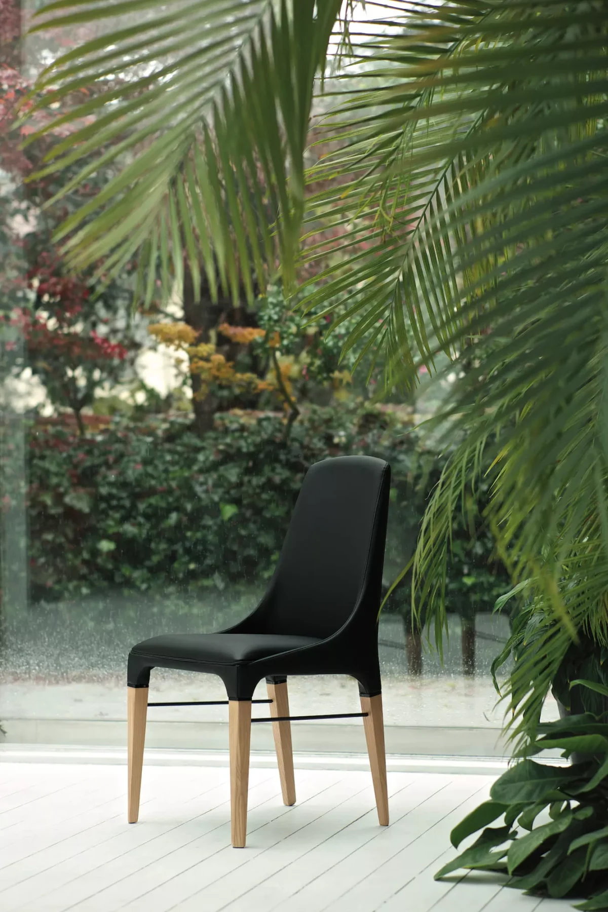 Kelly by Bontemoi – stylish high-end Italian lounge piece featured at Italcasa Design showroom in Royal Oak, Michigan