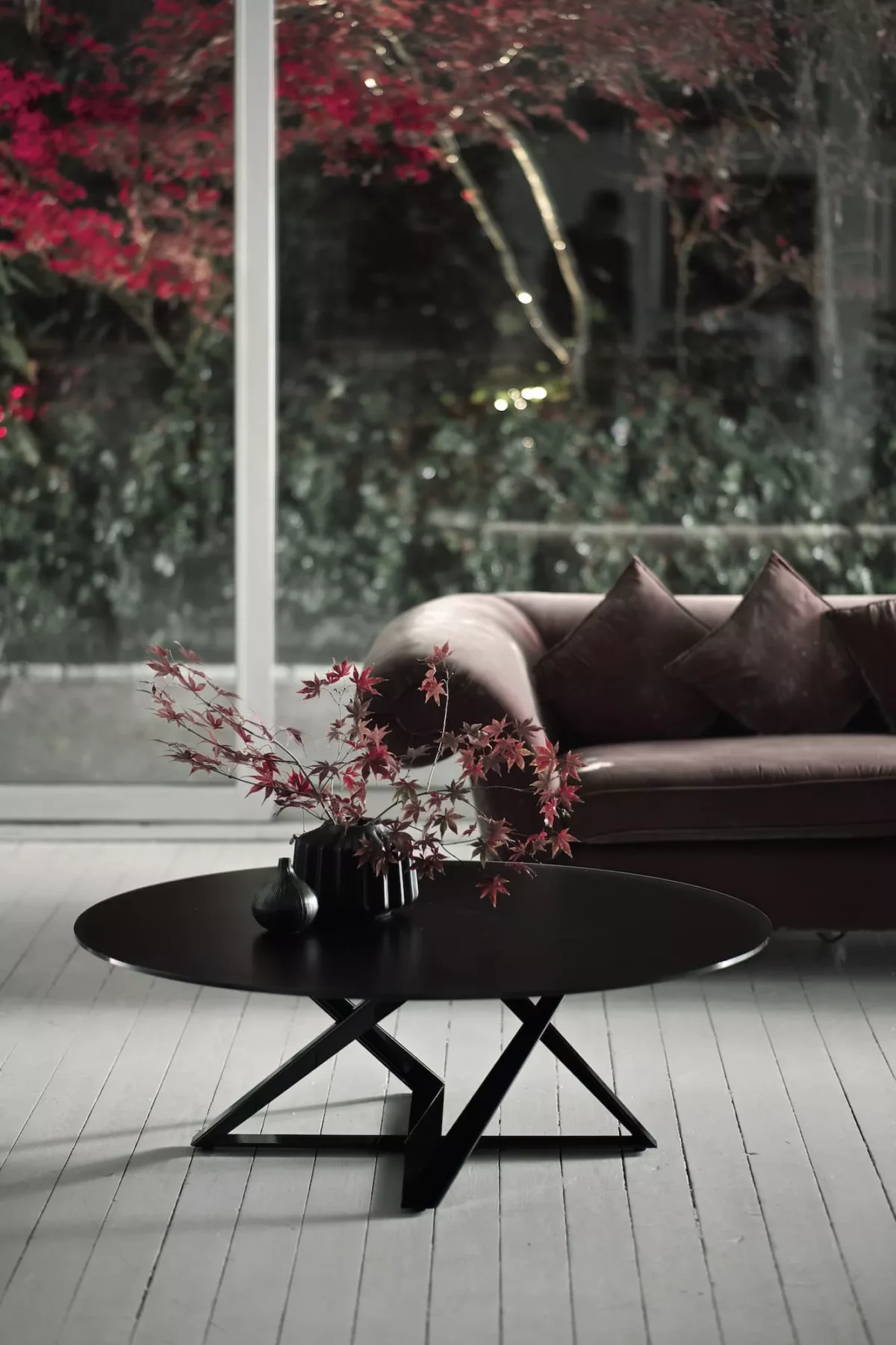Artistic Urbanhike table by Moooi with sculptural base