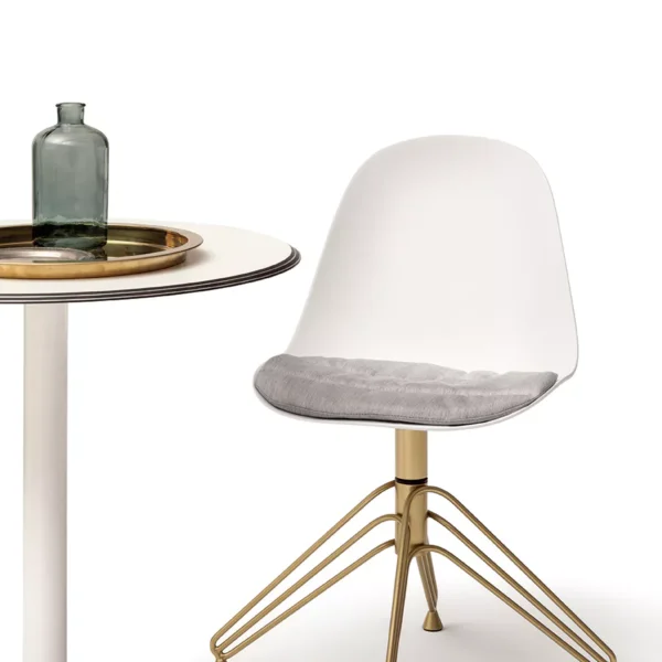 Mood Outdoor by Bontemoi – luxurious modern Italian-design outdoor furniture featured at Italcasa Design showroom in Royal Oak, Michigan