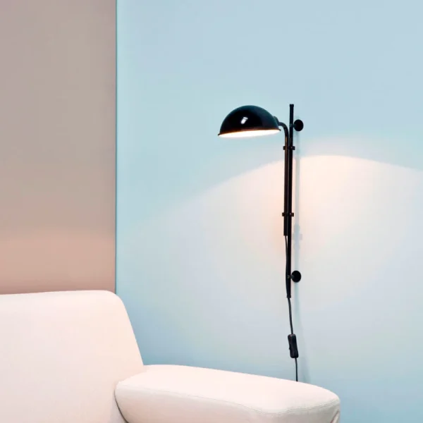 “Designer floor lamp Funiculí by Marset – iconic and adaptable light for living rooms or reading corners”
