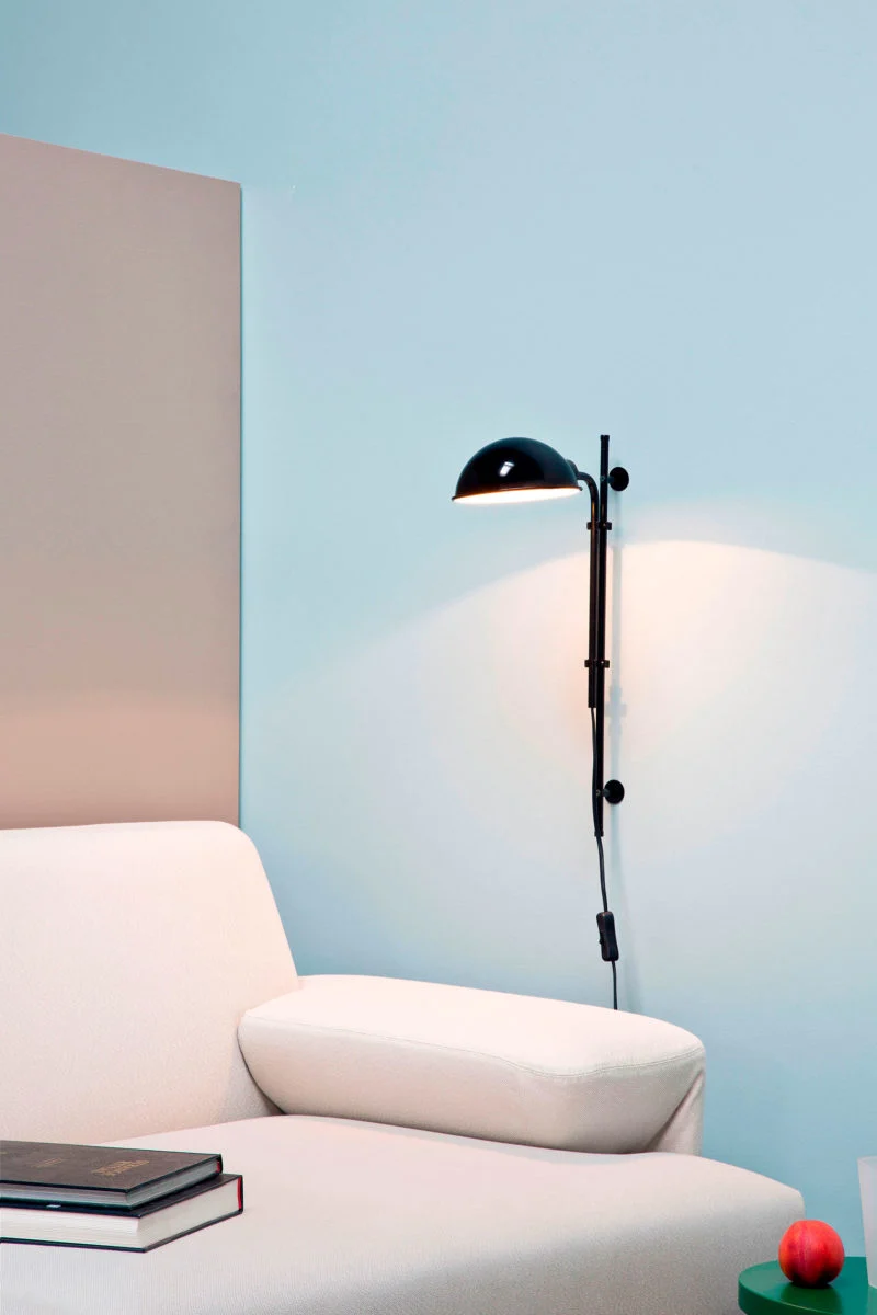 “Designer floor lamp Funiculí by Marset – iconic and adaptable light for living rooms or reading corners”