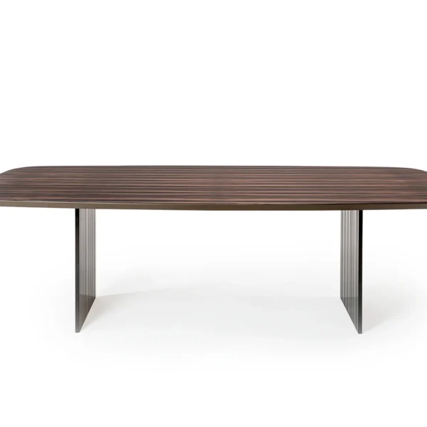 Monolite 72 by Reflex featured in Birmingham Michigan showroom, modern Italian luxury furniture design.