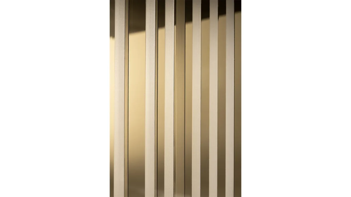 Monolite 72 by Reflex featured in Birmingham Michigan showroom, modern Italian luxury furniture design.