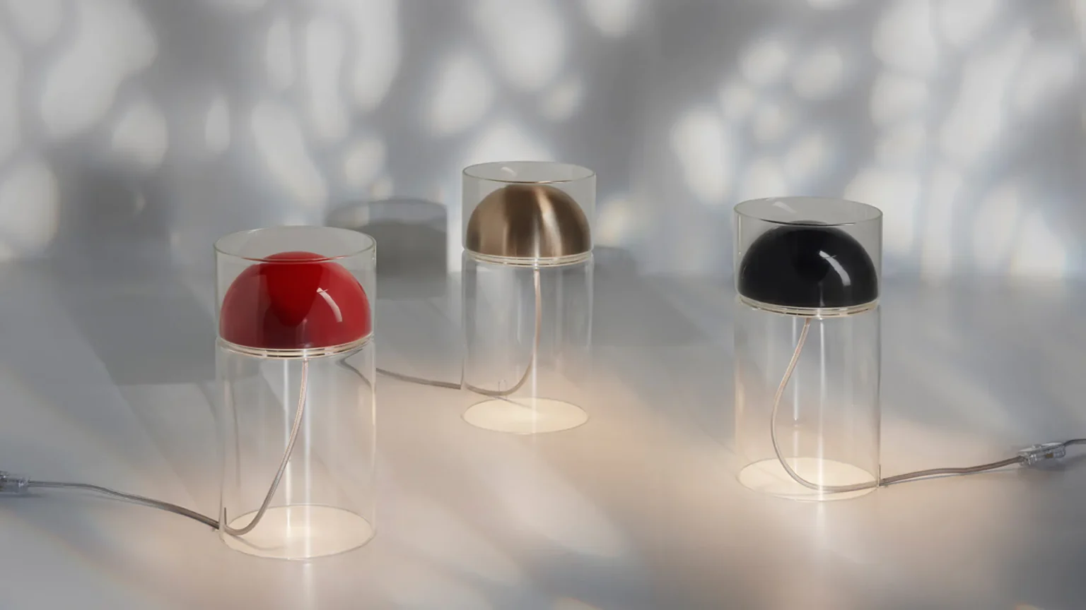 “Medusa by Oluce designer lighting – contemporary blown glass lamp with organic curves and soft illumination”
