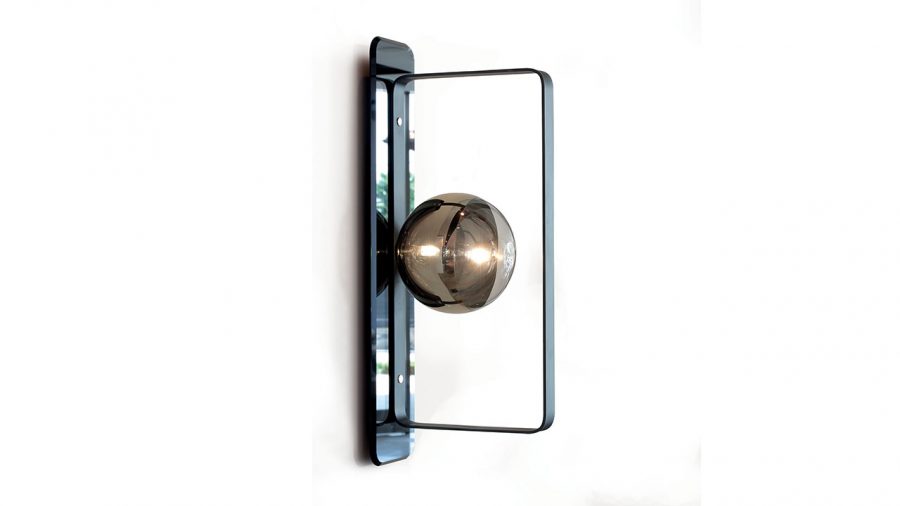 Modern wall sconce in gold finish from Reflex Italy
