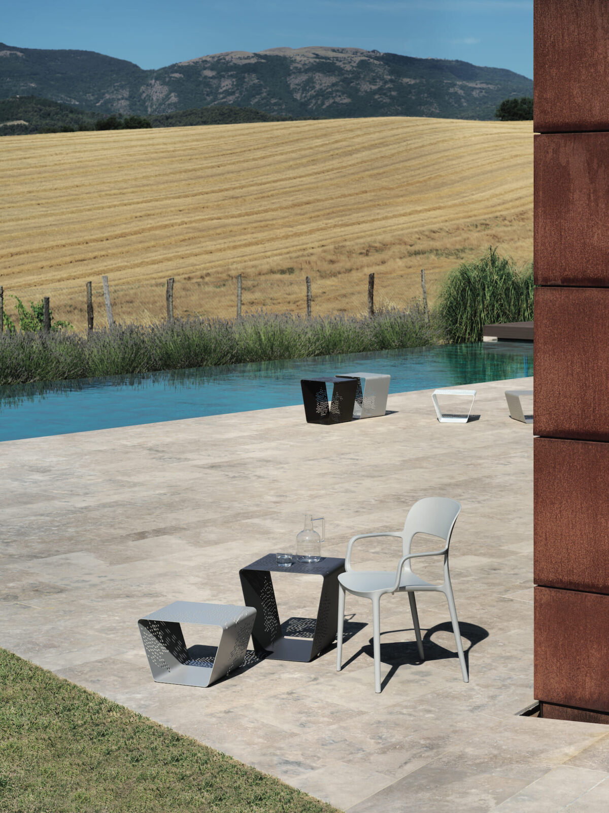 Pattern Outdoor by Bontempi – luxury modern Italian-design outdoor furniture piece showcased at Italcasa Design showroom in Royal Oak, Michigan