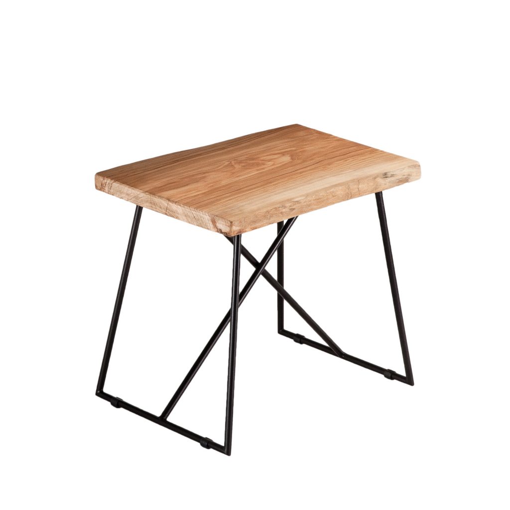 “Classic OLD TIMES Stool by Zeusnoto combining weathered wood and dark metal for a timeless look.”