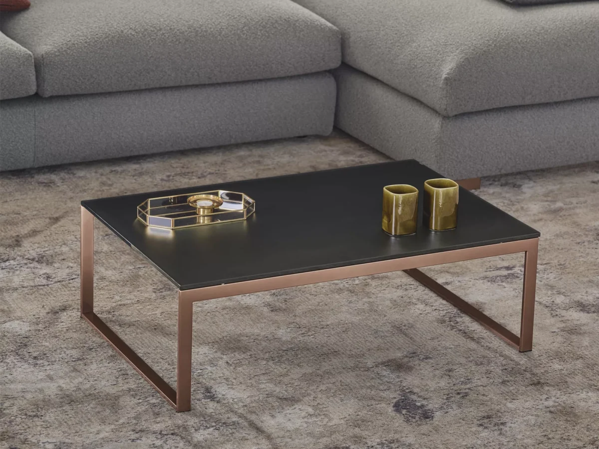 “Sunset by Bontempi modern Italian dining table in Royal Oak, Michigan showroom”