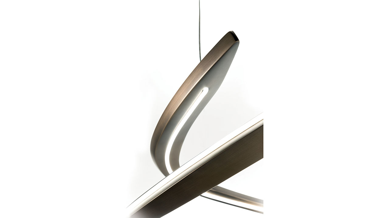 Speedform Lampadario Reflex luxury Italian chandelier with sculptural form tailored for upscale interiors in Royal Oak Michigan