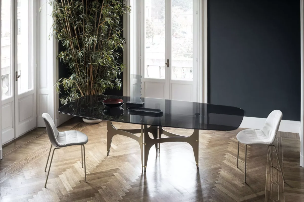 Universe by Bontempi – fixed rectangular table featuring a glossy SuperMarble surface and metallic decorative accents.
