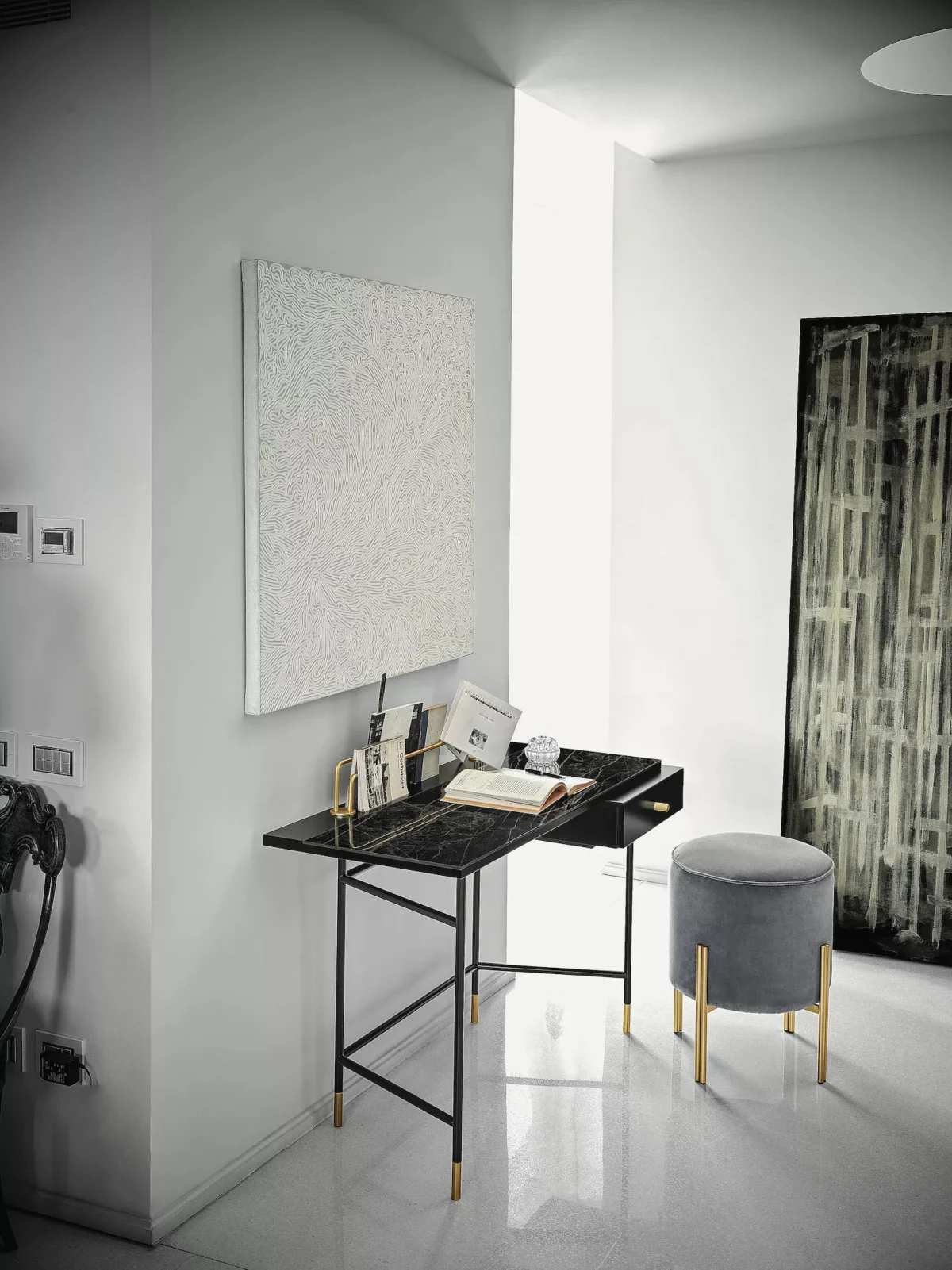 Vanity by Bontempi – luxury modern Italian-design vanity featured at Italcasa Design showroom in Troy, Michigan