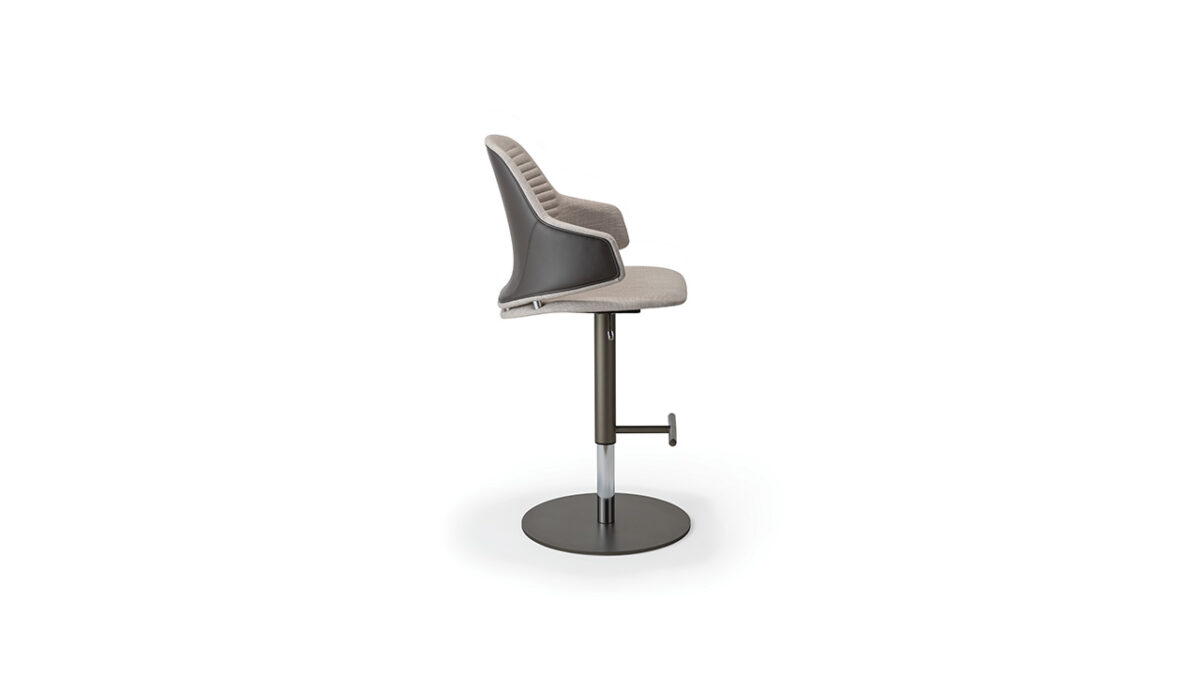 Luxury Vela Sgabello bar stool by Reflex Angelo in Royal Oak, MI – with a resin and wood shell, upholstered in leather or fabric, quilted backrest, and a height-adjustable metal base in titanium finish.